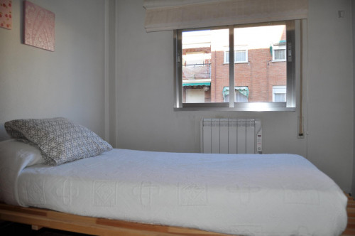 Single bedroom in proximity of Universidad Rey Juan Carlos