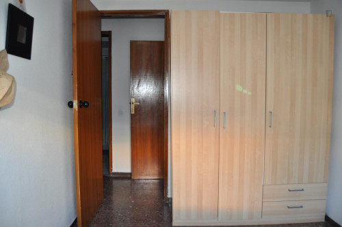 Single bedroom in proximity of Universidad Rey Juan Carlos