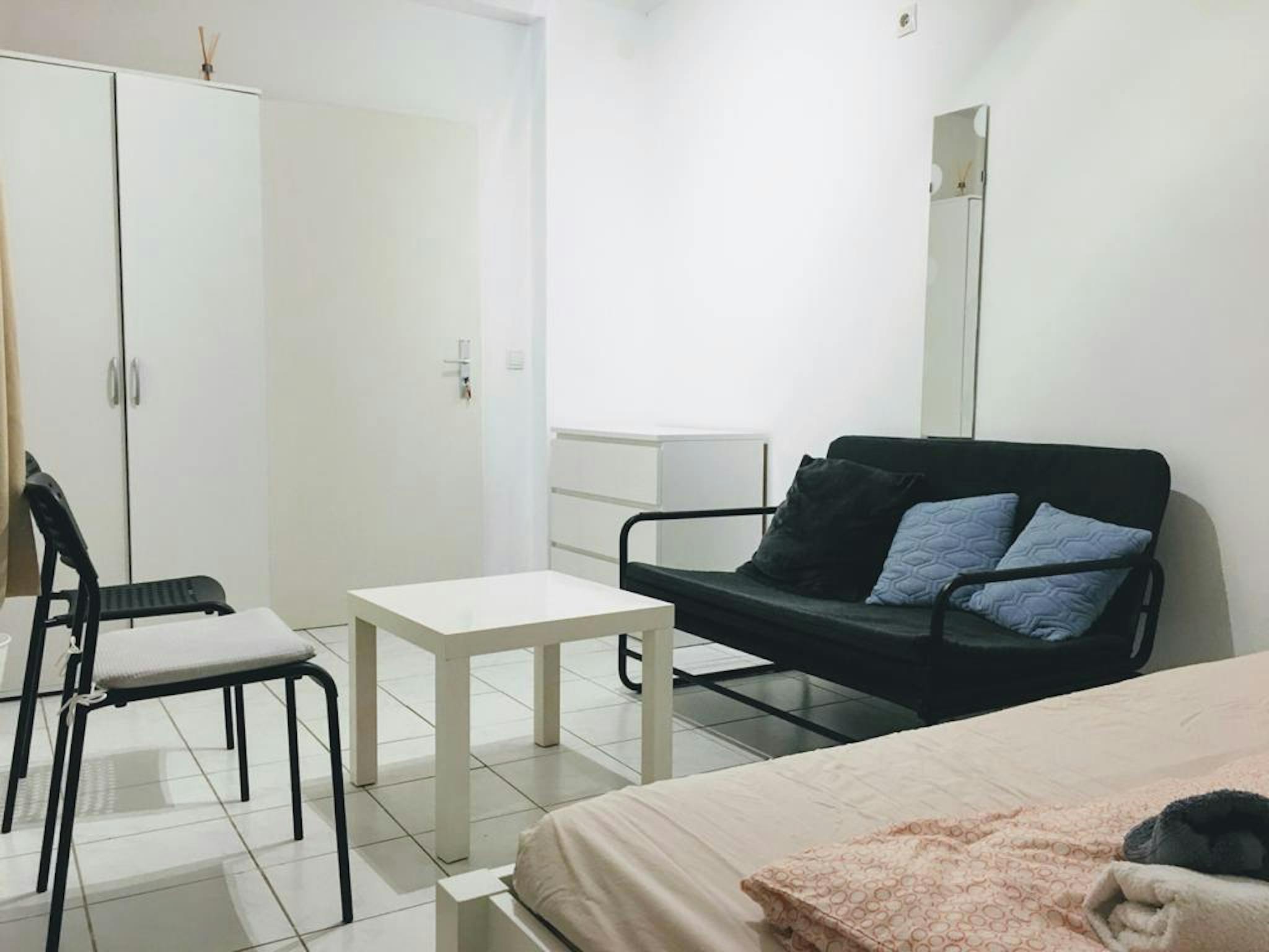 Private Room - 1