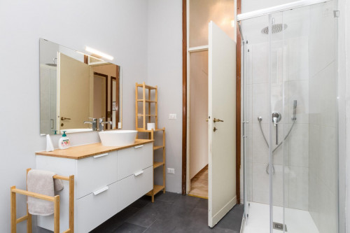 Lovely single bedroom close to Marangoni Fashion Institute - Gallery - 11