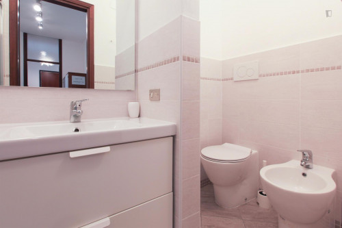Lovely twin bedroom close to Parco Nord Milano  - Gallery -  5