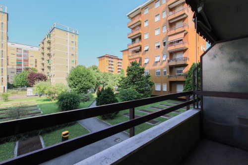 Beautiful twin bedroom close to Parco Nord Milano