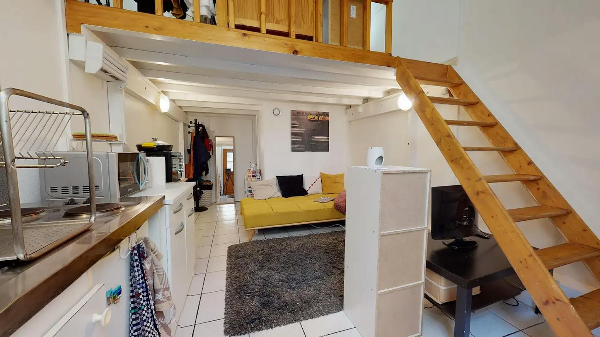 Entire Place - Rue Salomon Reinach, Lyon - Gallery - 1
