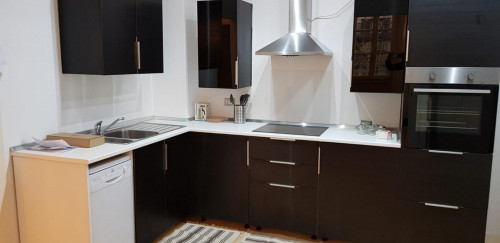 Single bedroom in 3-bedroom apartment in Prati neighbourhood