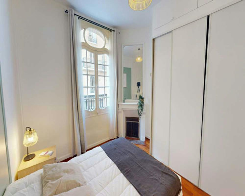 Rue Roberval, Paris