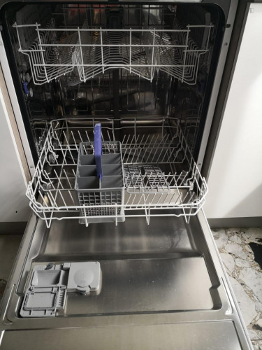 Cosy single bedroom with balcony close to Bologna Centrale station