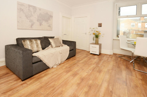Walthall Street, Crewe - Gallery - 7