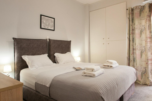 Ipeirou, Athens