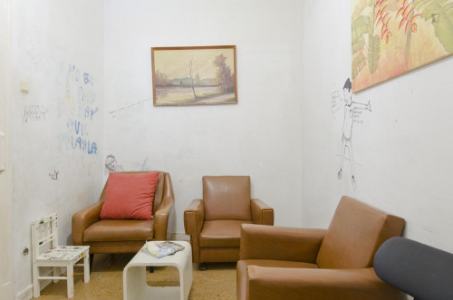 Convenient single bedroom in 7-bedroom flat in well-connected Picoas - Gallery - 6