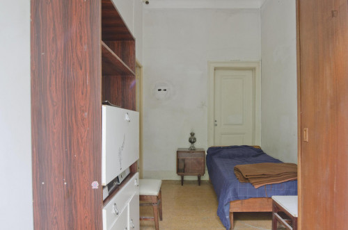 Convenient single bedroom in 7-bedroom flat in well-connected Picoas - Gallery - 19