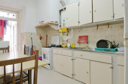 Convenient single bedroom in 7-bedroom flat in well-connected Picoas - Gallery - 15