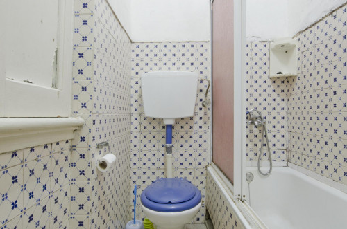 Convenient single bedroom in 7-bedroom flat in well-connected Picoas - Gallery - 8