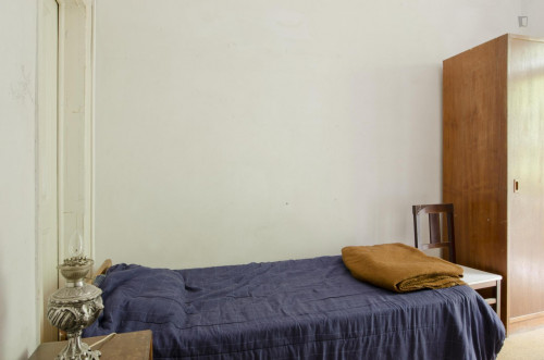 Convenient single bedroom in 7-bedroom flat in well-connected Picoas - Gallery - 21