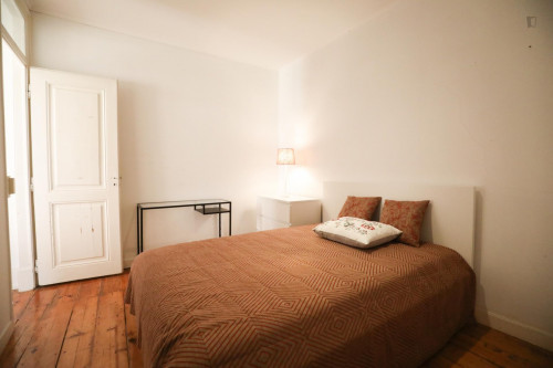 Nice double bedroom in a 5-bedroom apartment - Gallery - 32