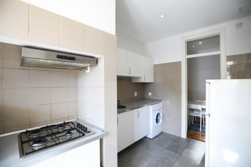 Nice double bedroom in a 5-bedroom apartment - Gallery - 39