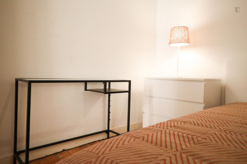 Nice double bedroom in a 5-bedroom apartment - Gallery - 29