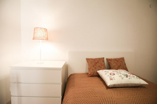 Nice double bedroom in a 5-bedroom apartment - Gallery - 25