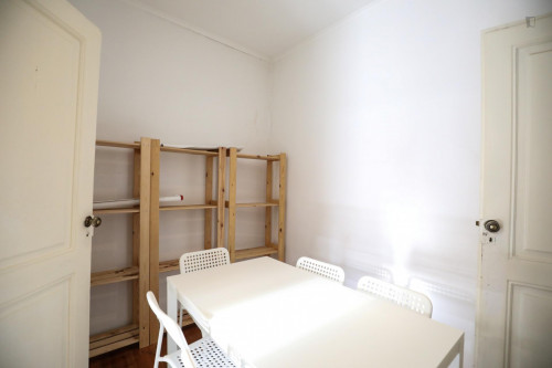 Nice double bedroom in a 5-bedroom apartment - Gallery - 37
