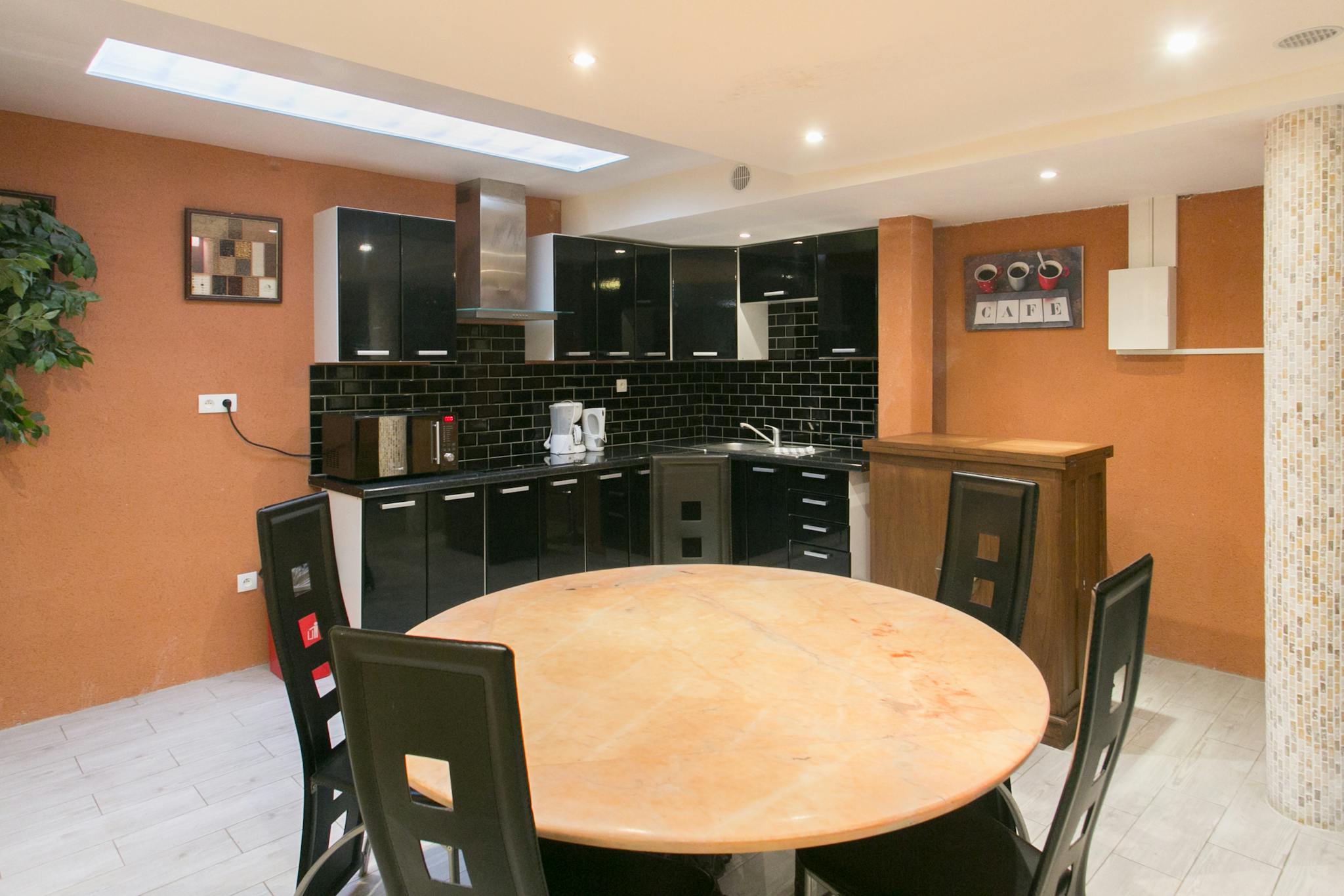Entire Place - Rue Lépine, Pantin - Gallery - 1