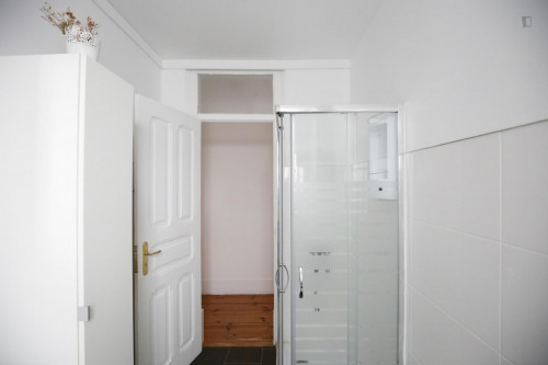 Very Nice single bedroom in Arroios, near the metro - Gallery - 8