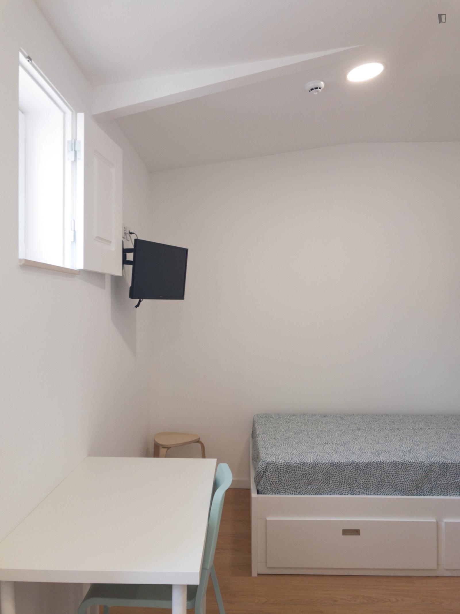 Sublime Studio Close To Universidade De Coimbra - Sublime studio close to Universidade de Coimbra - Gallery - 1