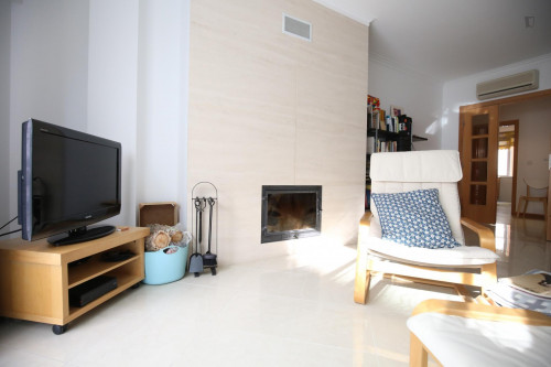Single Room in Costa da Caparica, 800 mt from the beach and 100 mt from Park - Gallery - 37