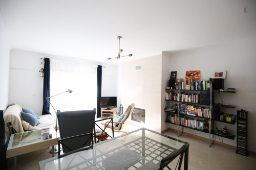Single Room in Costa da Caparica, 800 mt from the beach and 100 mt from Park - Gallery - 31