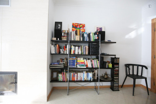 Single Room in Costa da Caparica, 800 mt from the beach and 100 mt from Park - Gallery - 40