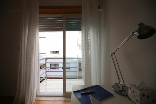 Single Room in Costa da Caparica, 800 mt from the beach and 100 mt from Park - Gallery - 30