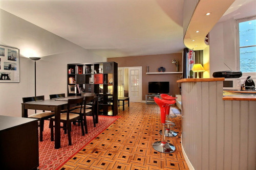 Rue Lauriston, Paris