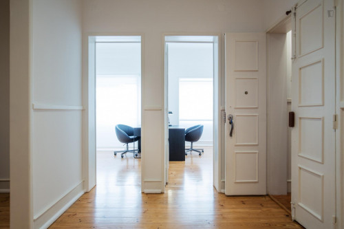 Nice 4-bedroom apartment close to Alameda