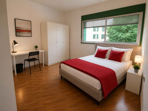 Room in Via del Ponte all'Asse, Firenze with 5 bedrooms