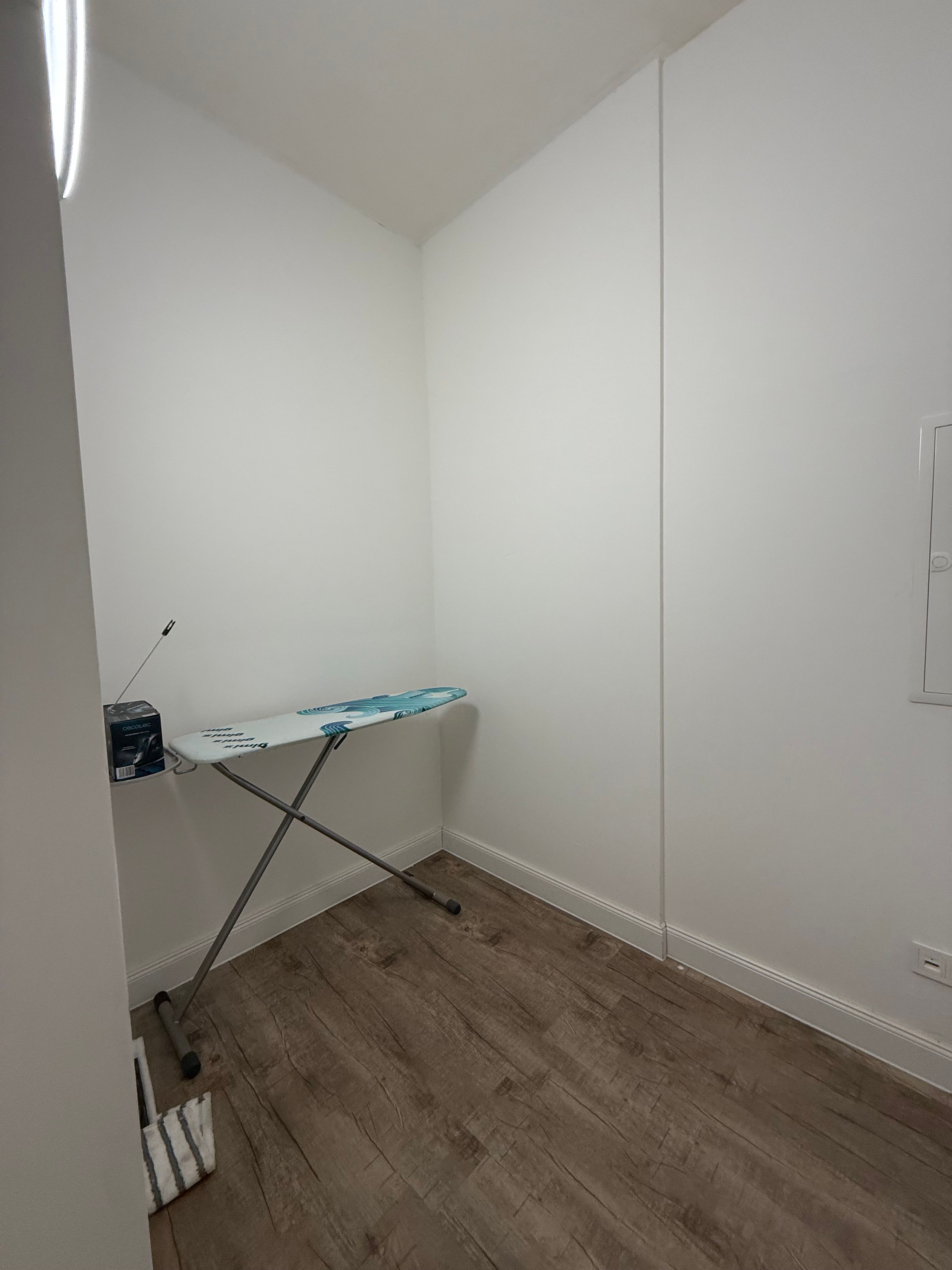  Modern & Beautiful, Fully Renovated Apartment In Mönchengladbach  -  Modern & beautiful, fully renovated apartment in Mönchengladbach  - Gallery -  9