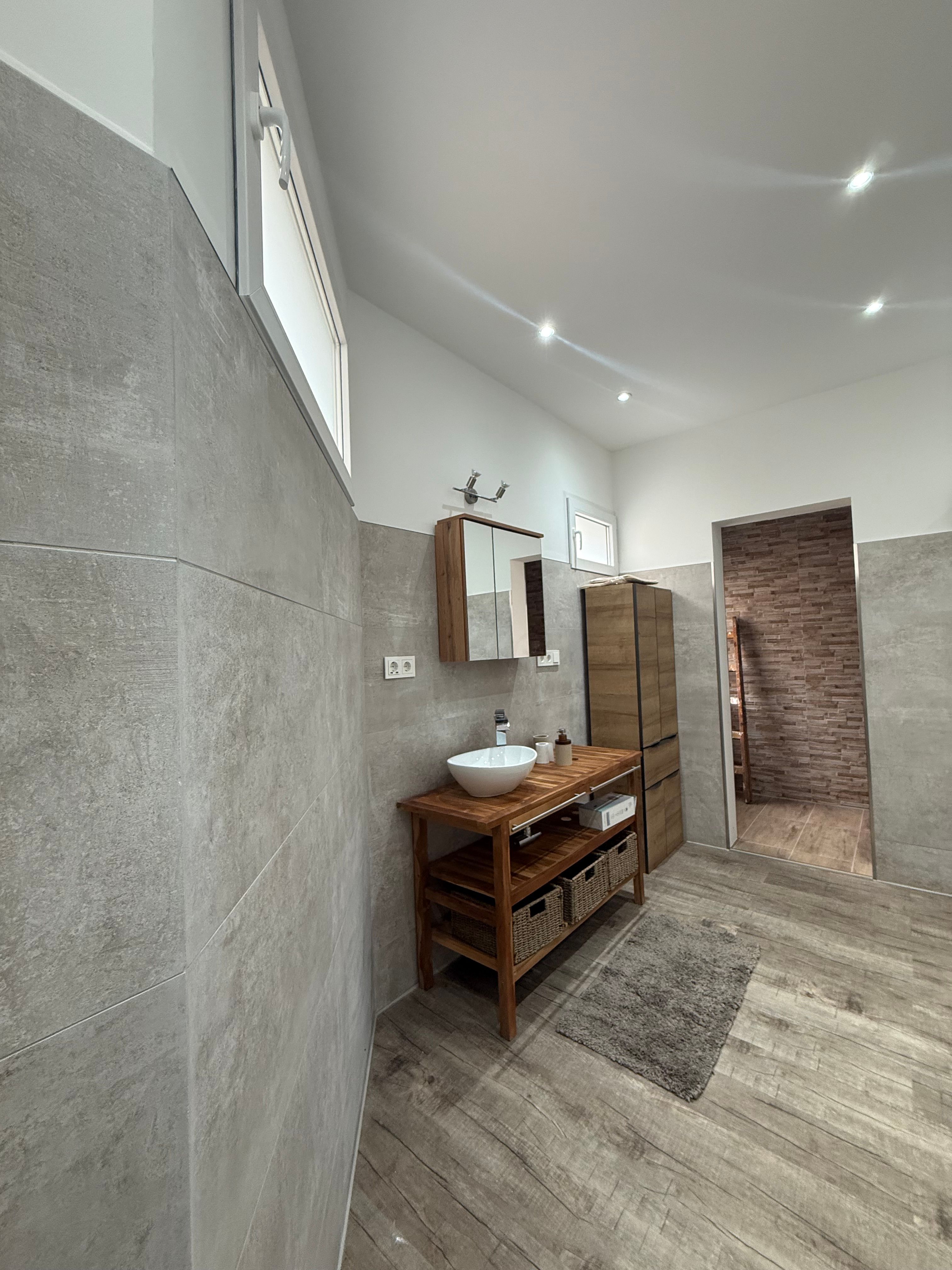  Modern & Beautiful, Fully Renovated Apartment In Mönchengladbach  -  Modern & beautiful, fully renovated apartment in Mönchengladbach  - Gallery -  16