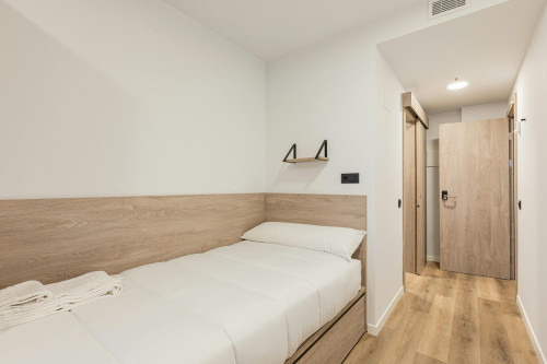 Avenida del Cardenal Herrera Oria, Santander - Gallery - 8