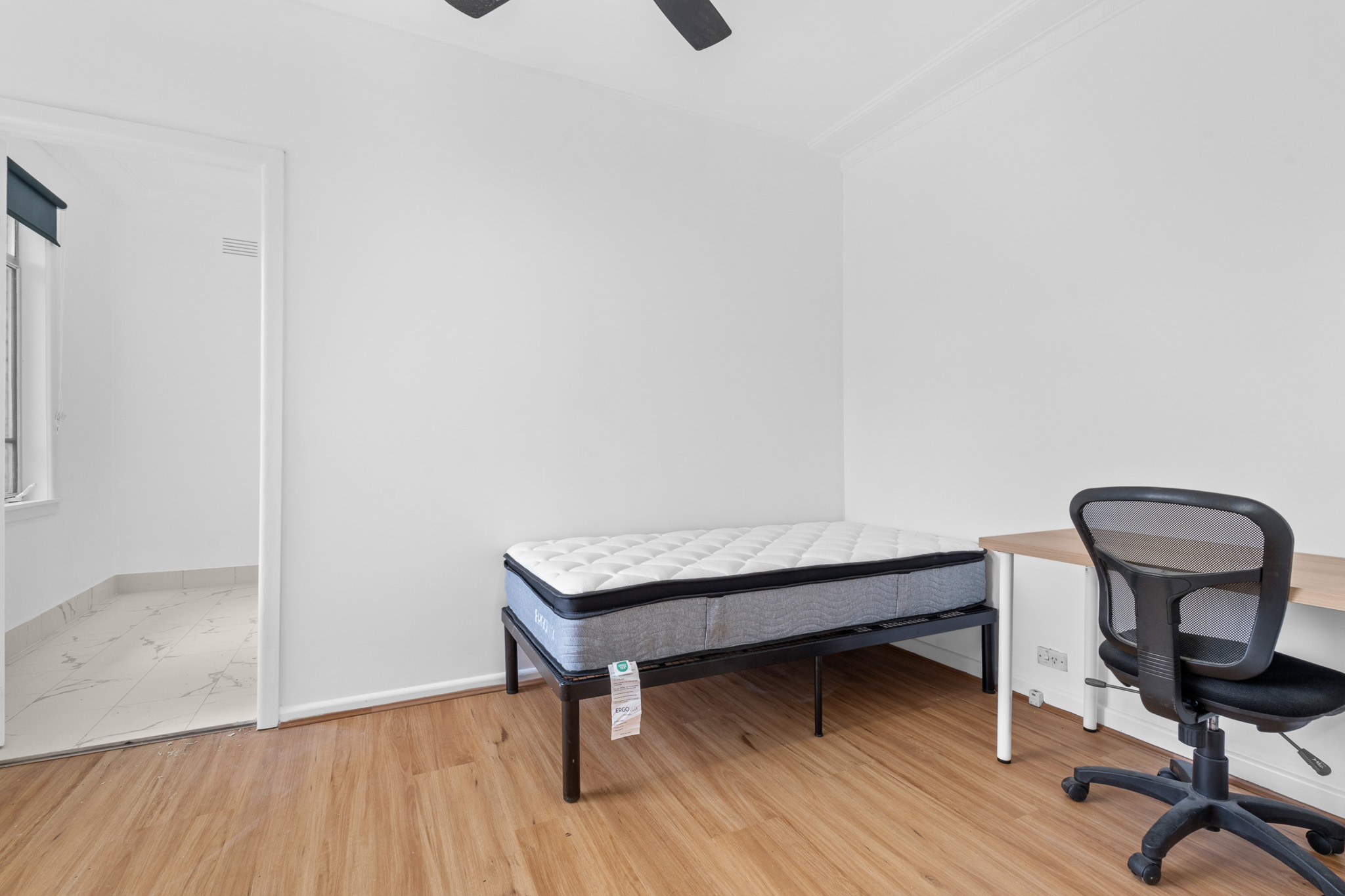  Single Room Ensuite  -  23 Mountfield Avenue  - Gallery -  1