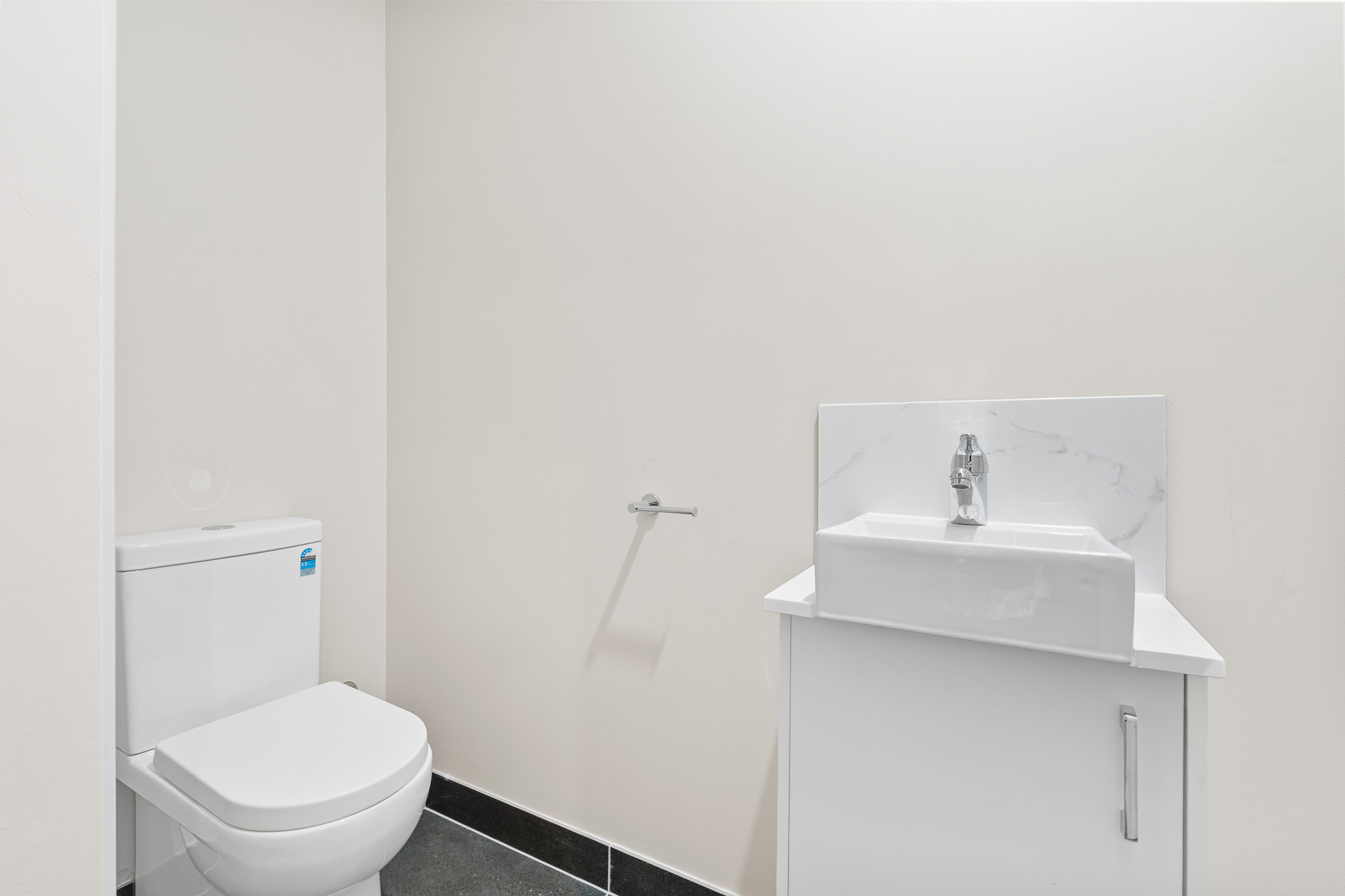  Studio Double  -  2/10 Binalong Ave  - Gallery -  6