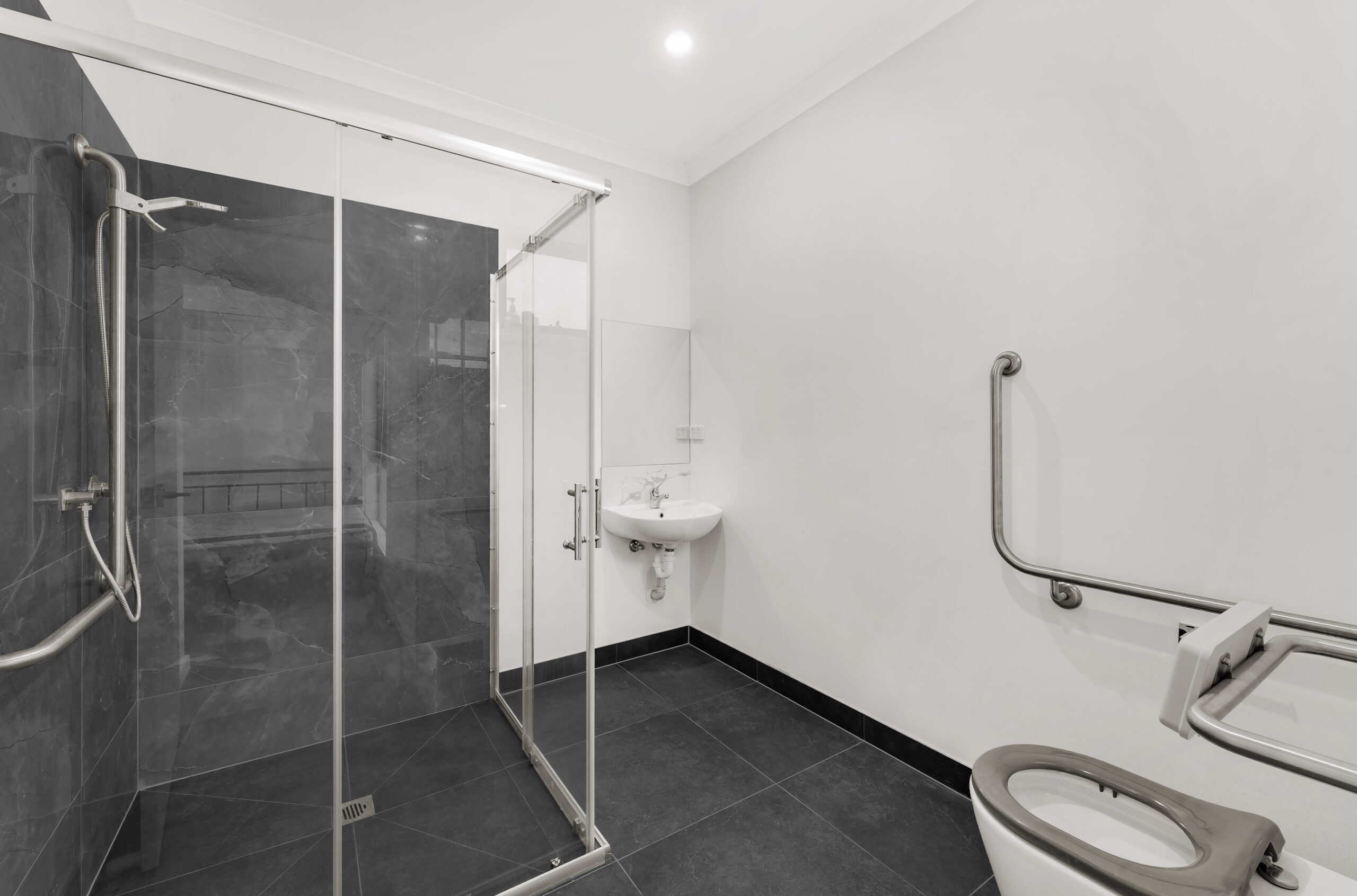  Single Room Ensuite  -  2/13 Thompson Street  - Gallery -  2