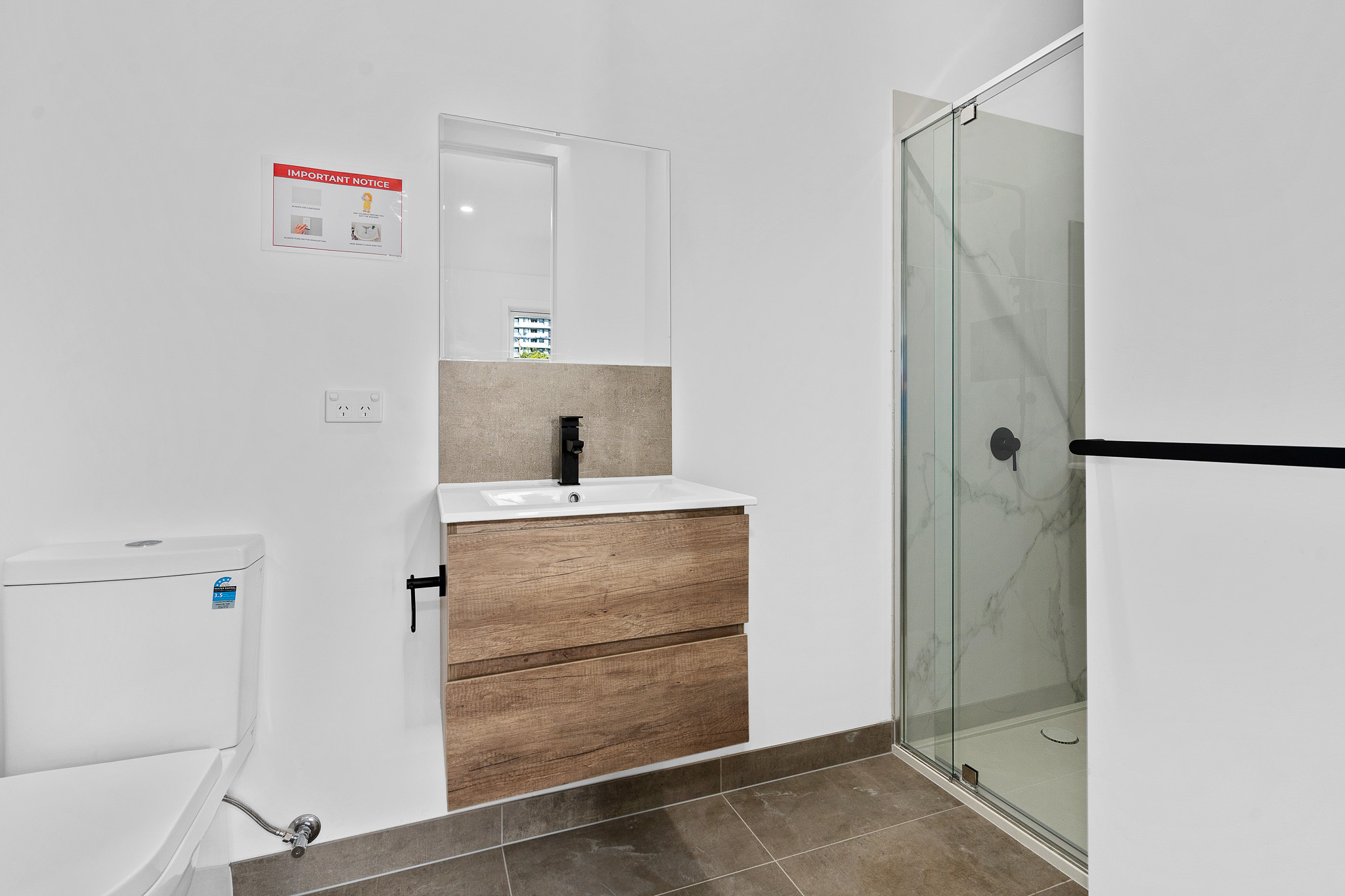  Twin Room Ensuite  -  842 Blackburn Road  - Gallery -  4
