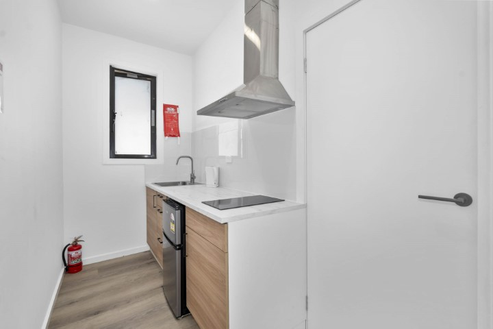  Studio Double Ensuite  -  844 Blackburn Road  - Gallery -  4