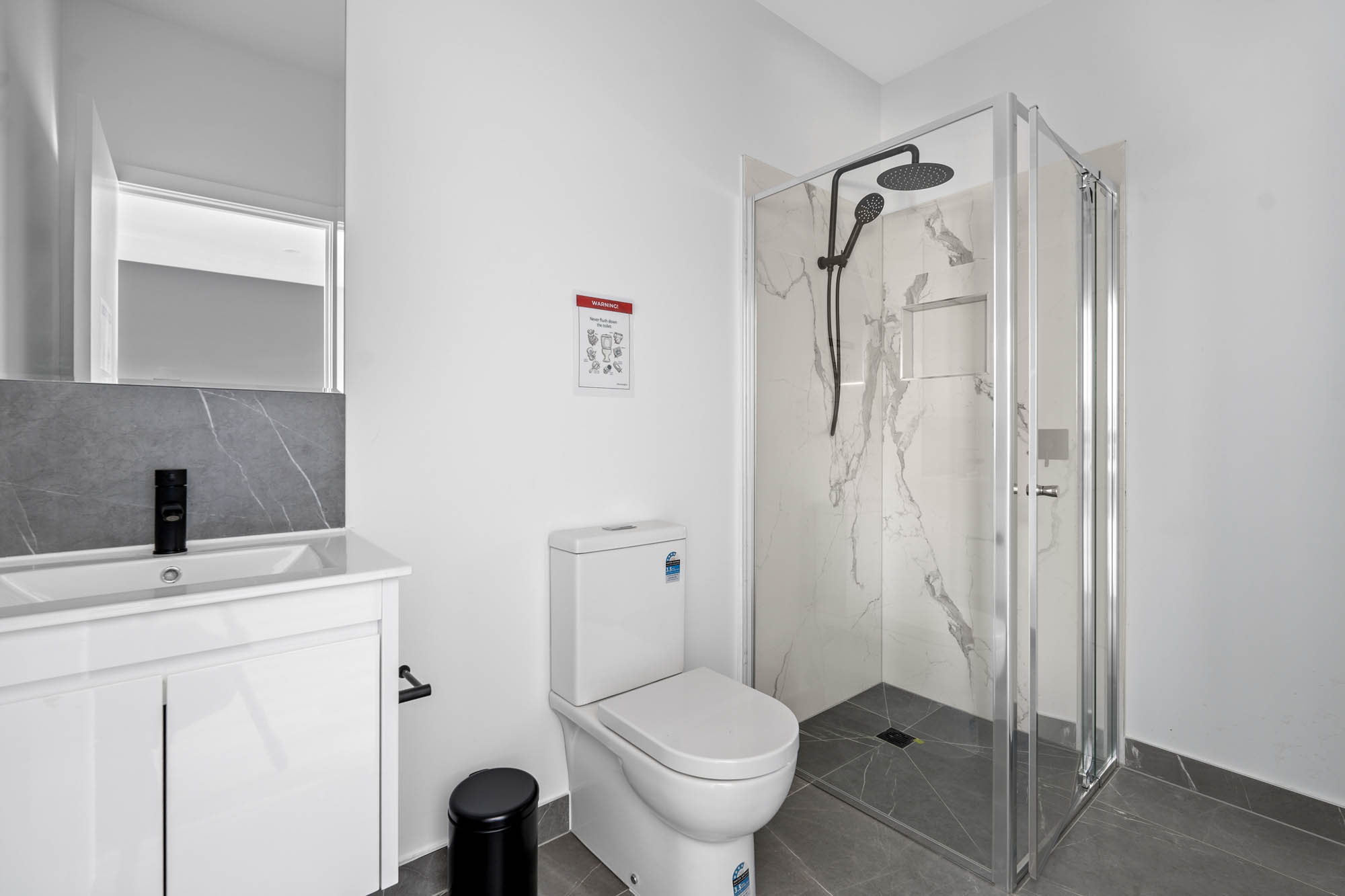  Twin Room Ensuite  -  844 Blackburn Road  - Gallery -  5