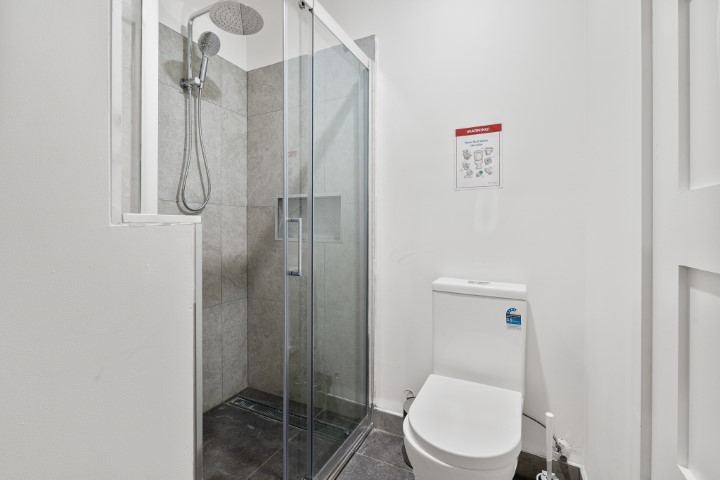  Studio Double Ensuite  -  848 Blackburn Road  - Gallery -  6