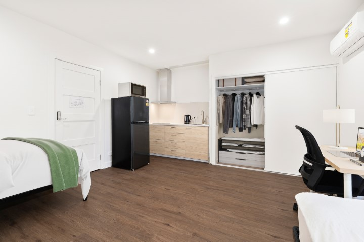  Studio Double Ensuite  -  848 Blackburn Road  - Gallery -  4