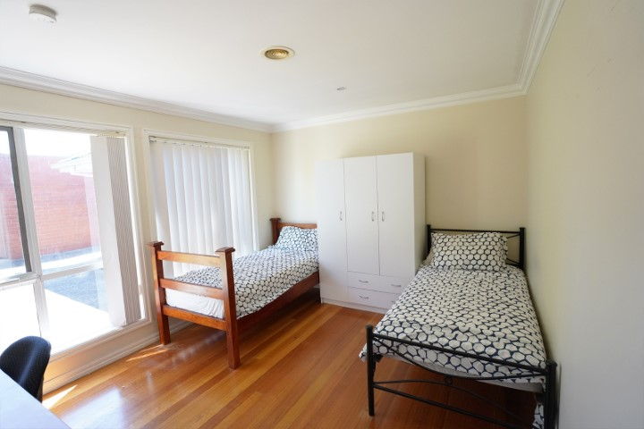 44 Batesford Road - Gallery - 12