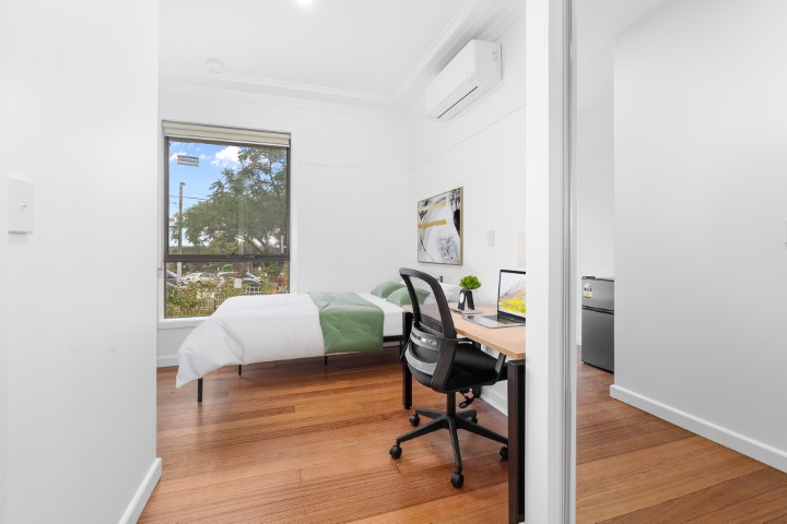  Single Room Ensuite  -  74 Railway Parade  - Gallery -  2