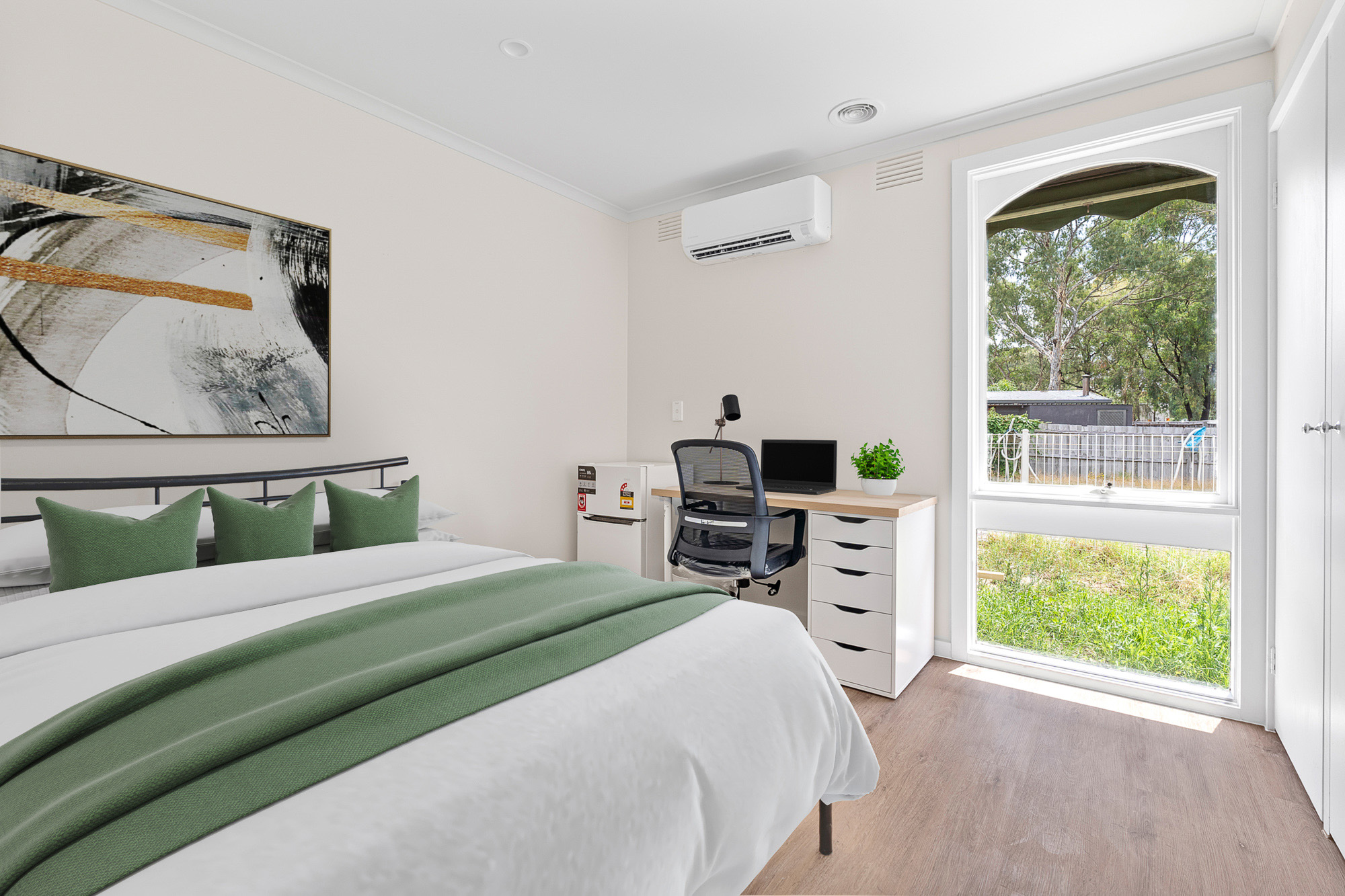 Double Room | Separate Bathroom - 4