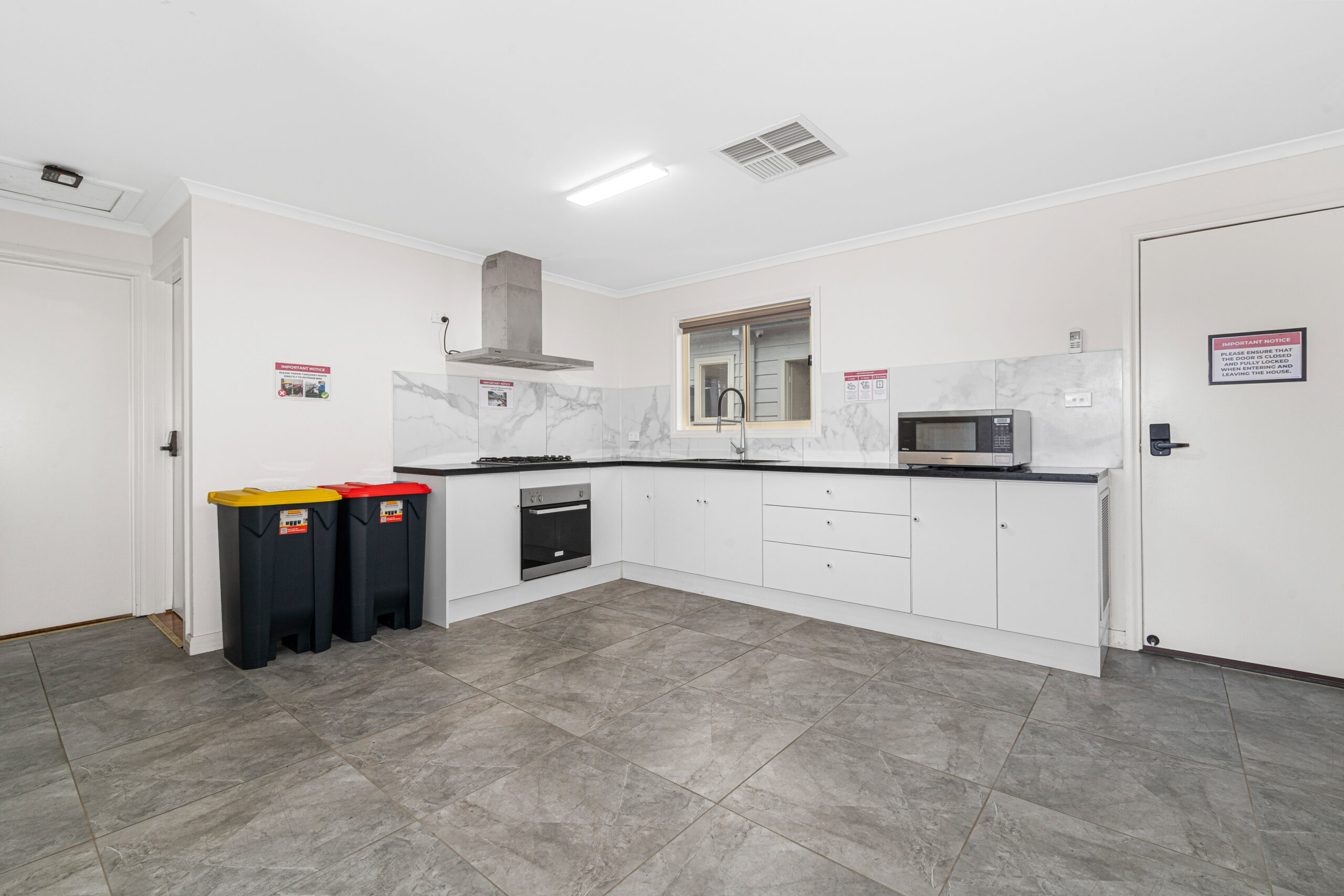 18 Waverley Road