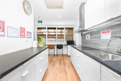 622 Warrigal Road - Communal Area