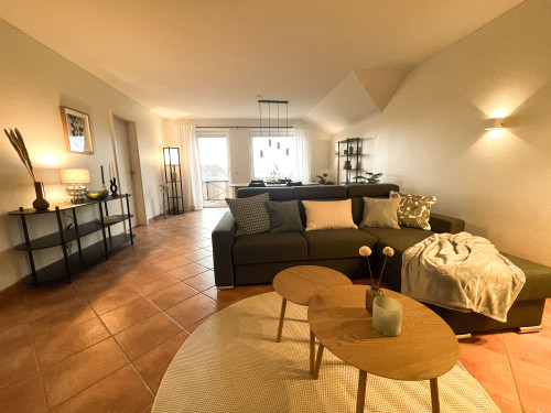 Perfect and awesome suite in Norderstedt/Stilvolle, frisch renovierte und möblierte 2-Zimmer- Wohnung in zentraler Lage zu HH - Gallery - 3