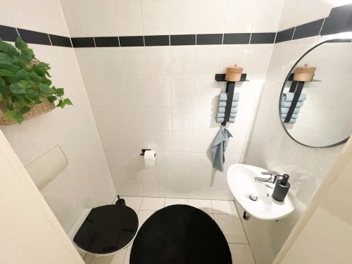 Perfect and awesome suite in Norderstedt/Stilvolle, frisch renovierte und möblierte 2-Zimmer- Wohnung in zentraler Lage zu HH - Gallery - 2